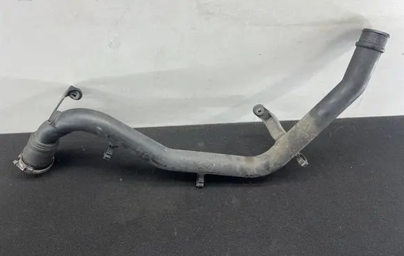 Audi Q7 4L Intercooler hose/pipe 7L6145795S