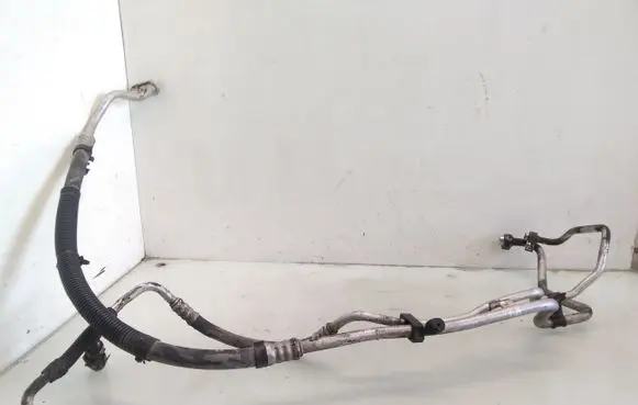 Jeep Grand Cherokee (WK) Air conditioning (A/C) pipe/hose
