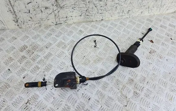 Opel Insignia A Gear shift cable linkage 22784018