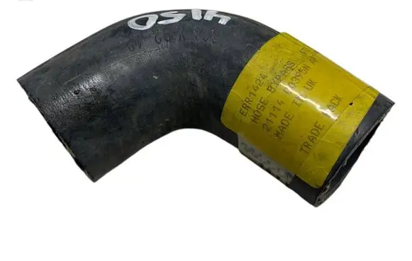 Land Rover Defender Air intake hose/pipe ERR1424