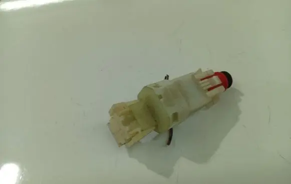 Opel Zafira A Brake pedal sensor switch 