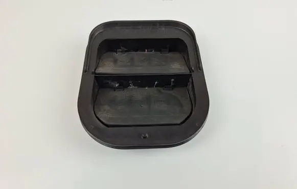 Alfa Romeo Stelvio Quarter panel pressure vent 50546093