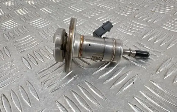Volkswagen Tiguan AdBlue injector 05L131113E
