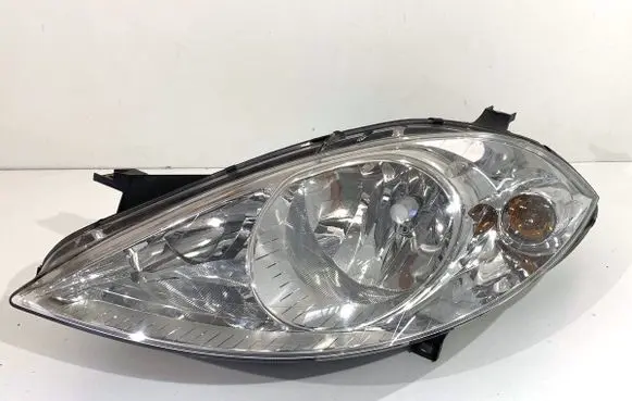 Mercedes-Benz A W169 Headlight/headlamp A1698200161