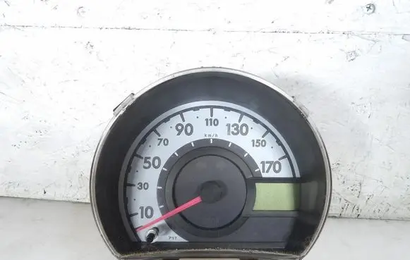 Peugeot 107 Speedometer (instrument cluster) 83800-0H131A