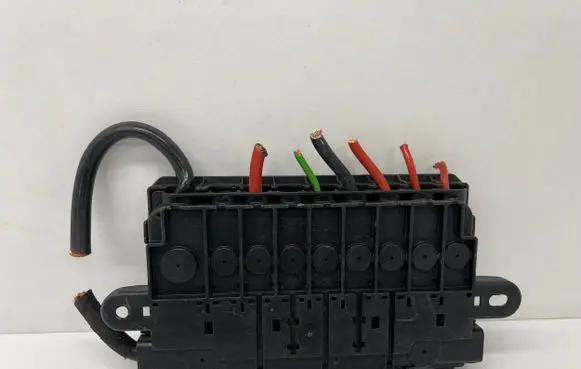 Land Rover Range Rover Sport L494 Fuse module HPLA14A073KA E15185400 19530000000