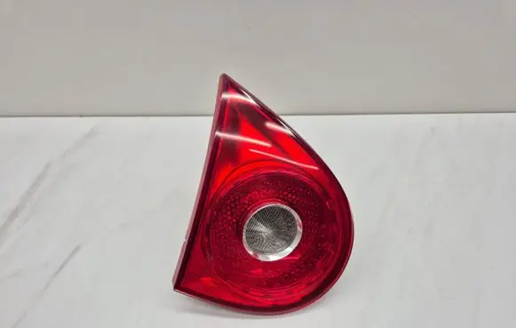 Volkswagen Golf V Tailgate rear/tail lights 1K6945093F 028500104 1K6945259