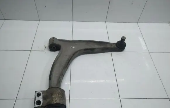 Cadillac BLS Front lower control arm/wishbone