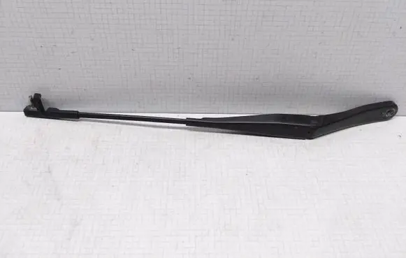 Opel Astra H Front wiper blade arm 13111219LH