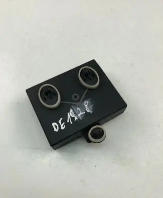 Volkswagen PASSAT B8 Door control unit/module 5Q0959592E