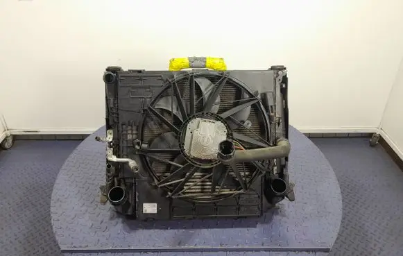BMW X3 F25 Coolant radiator 7823568