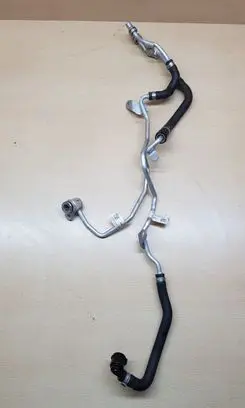 BMW 4 F32 F33 Engine coolant pipe/hose 7584819