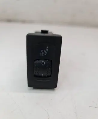 Volkswagen PASSAT B5.5 Seat heating switch 3B0963563C