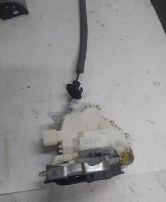 Audi A6 S6 C7 4G Front door lock 8J1837015C 041211SF0