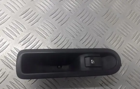 Renault Scenic II - Grand scenic II Quarter vent window switch 156013870