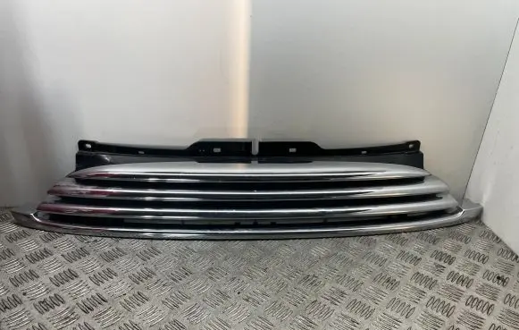 Mini One - Cooper Coupe R56 Front bumper upper radiator grill