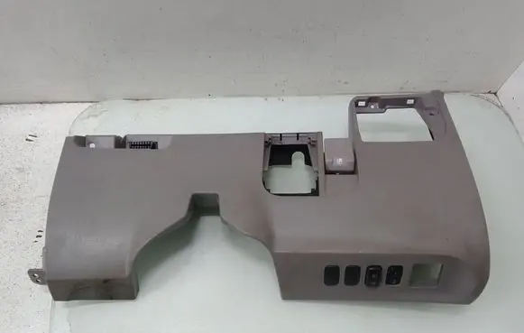 Mitsubishi Grandis Dashboard lower bottom trim panel MN151931