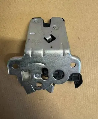 Audi A4 S4 B8 8K Tailgate/trunk/boot lock/catch/latch 8k9827505a