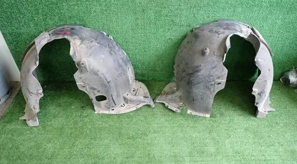 Volkswagen Touran III Front wheel arch liner splash guards 5TA805912C