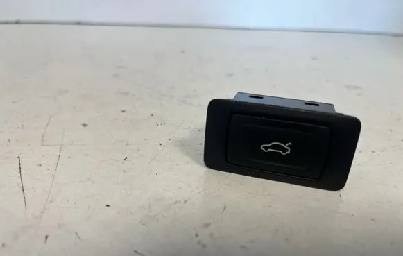 Audi Q5 SQ5 8R Tailgate/boot open switch button 4G0959831A