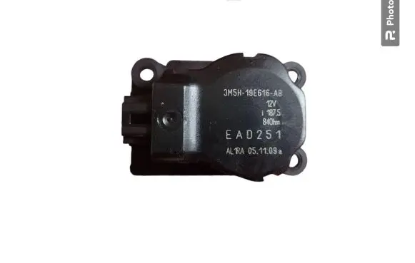Ford Focus C-MAX Air flap motor/actuator 3M5H19E616AB