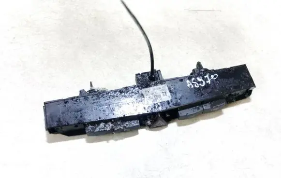 Opel Astra H Hazard light switch 13100108 03758060