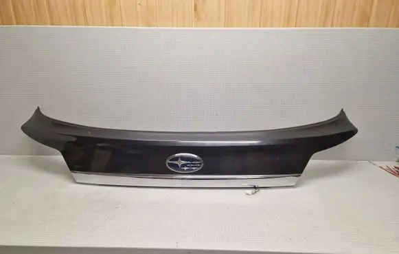 Subaru Outback Tailgate/trunk spoiler CO8010035 C08010035