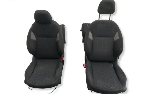 Peugeot 2008 I Seat set 
