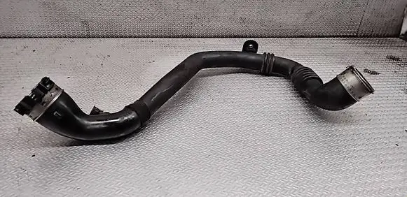 Renault Clio III Intercooler hose/pipe 8200748681