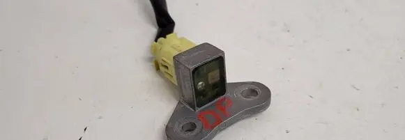 Nissan Qashqai Airbag deployment crash/impact sensor FA1GZ 12306 1364