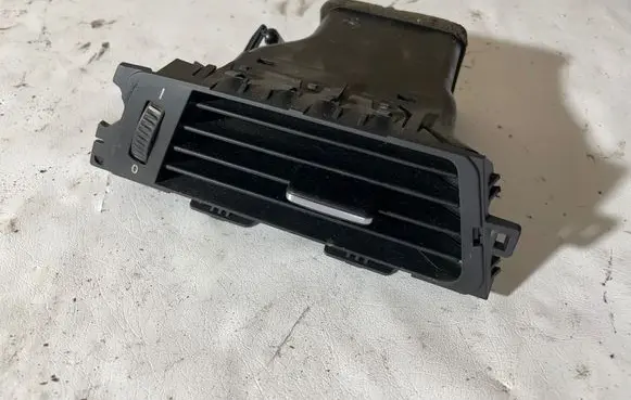BMW 3 E90 E91 Dashboard side air vent grill/cover trim 9130465 144821