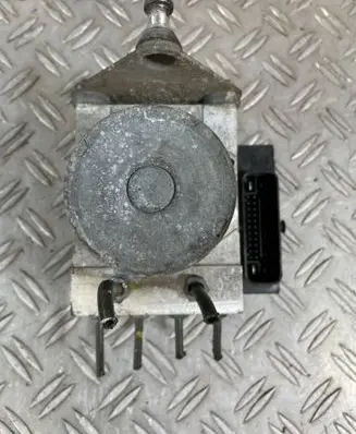 Mercedes-Benz Sprinter W906 ABS Pump 0265251365