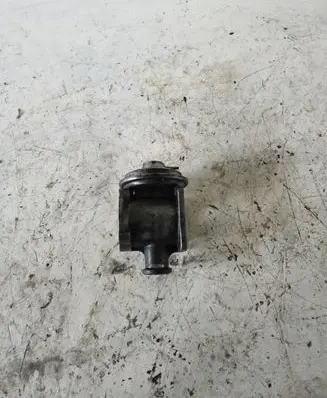 BMW 7 E65 E66 EGR valve 7791480