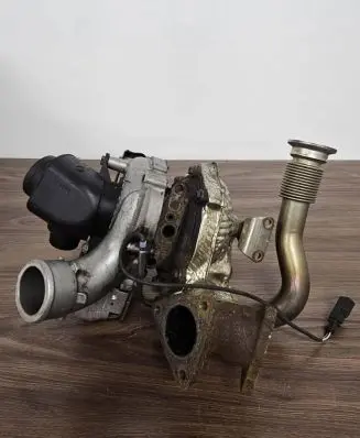 Audi Q7 4L Turbo 059129955 PA66GF301 TD446450