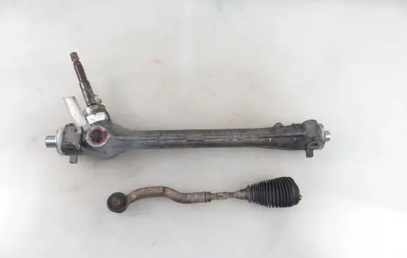 Toyota Auris 150 Steering rack F800000921