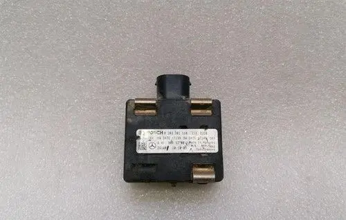 Mercedes-Benz CLS C218 AMG ACC Distronic radar sensor grill/trim A4639055200