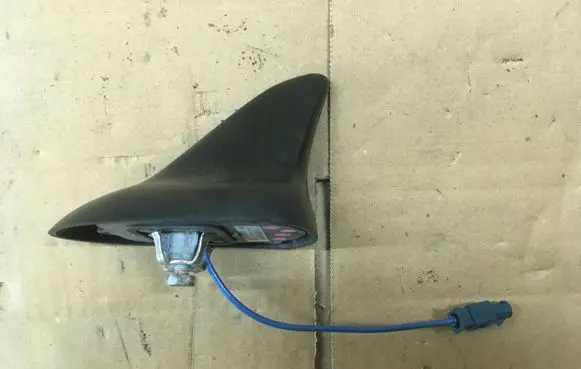 Opel Insignia A Aerial GPS antenna 13322159
