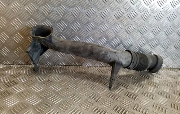 Opel Zafira A Air intake duct part 9202936