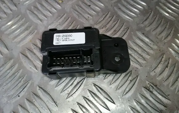 Chevrolet Captiva Brake system control unit/module 96825990