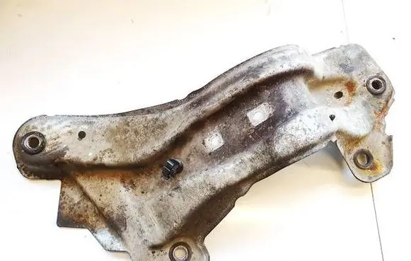 Ford Kuga I Engine mounting bracket 