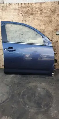 Citroen C-Crosser Front door 
