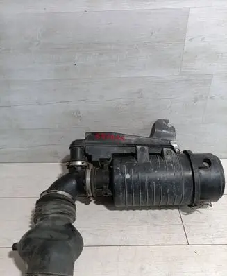 GMC Savana Intake resonator 20843381