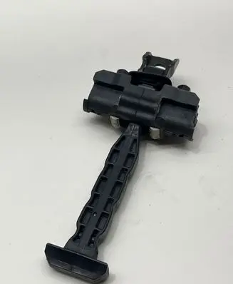 BMW X3 G01 Front door check strap stopper 7390686