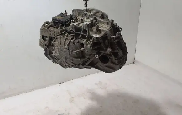 Volvo XC40 Manual 6 speed gearbox AWF8G45