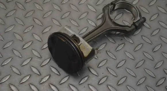 Piston