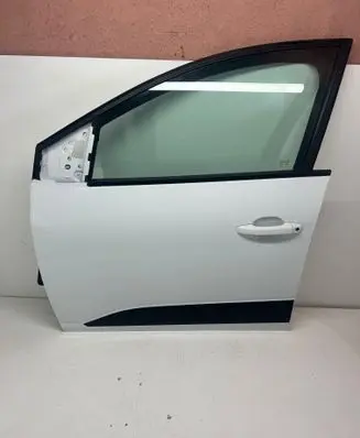 Dacia Sandero III Front door