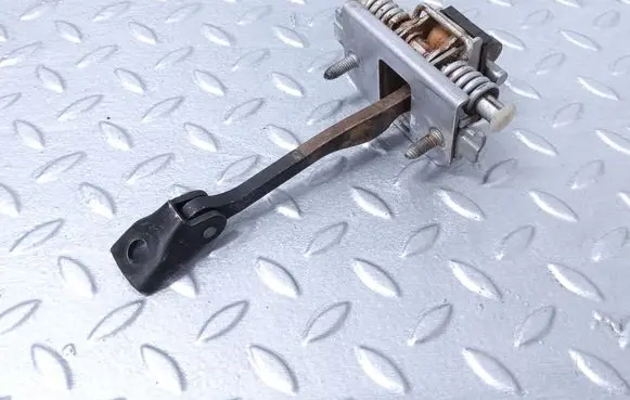 BMW 3 E30 Rear door check strap stopper 41521906785 1906785
