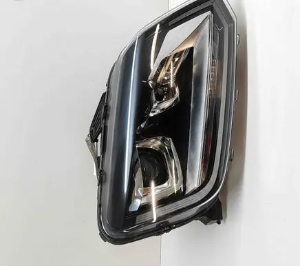 Volkswagen Amarok Headlight/headlamp 8K0941597F W003T22171