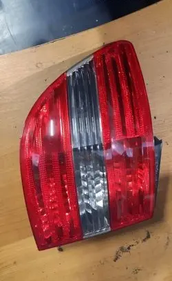 Mercedes-Benz B W245 Rear/tail lights a169820
