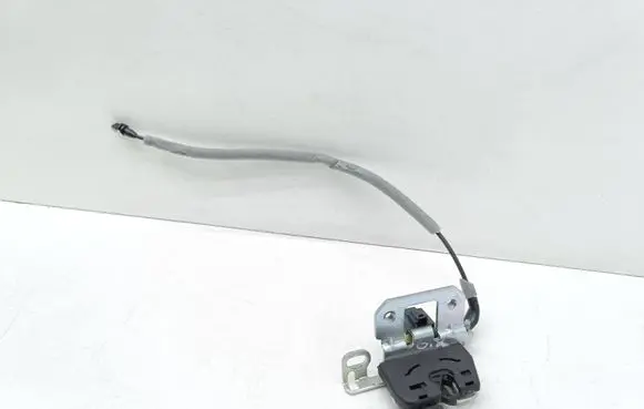 Mercedes-Benz C W204 Seat back rest lock catch A2049200972